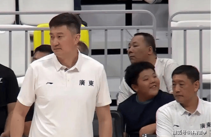 广东队其他, 的比分落后, 赛进行到中 广东队其他, 的比分落后, 赛进行到中