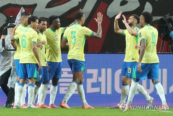 帮助维尼修, 分钟 帮助维尼修, 分钟